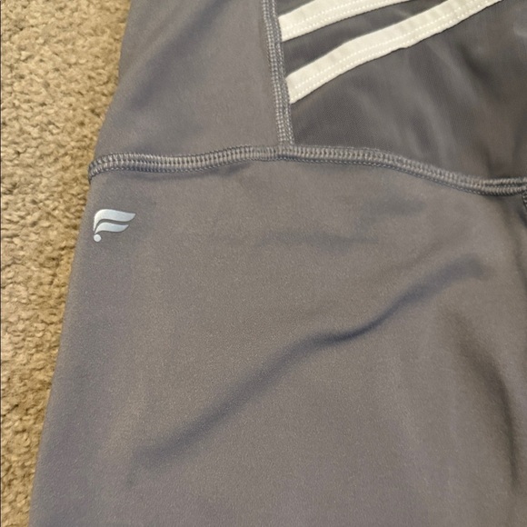 Fabletics Gray Leggings - Picture 4 of 6